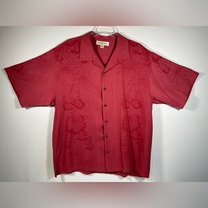 Tommy Bahama Men’s Silk Short Sleeve Button Up. Color: Red. Size: XL